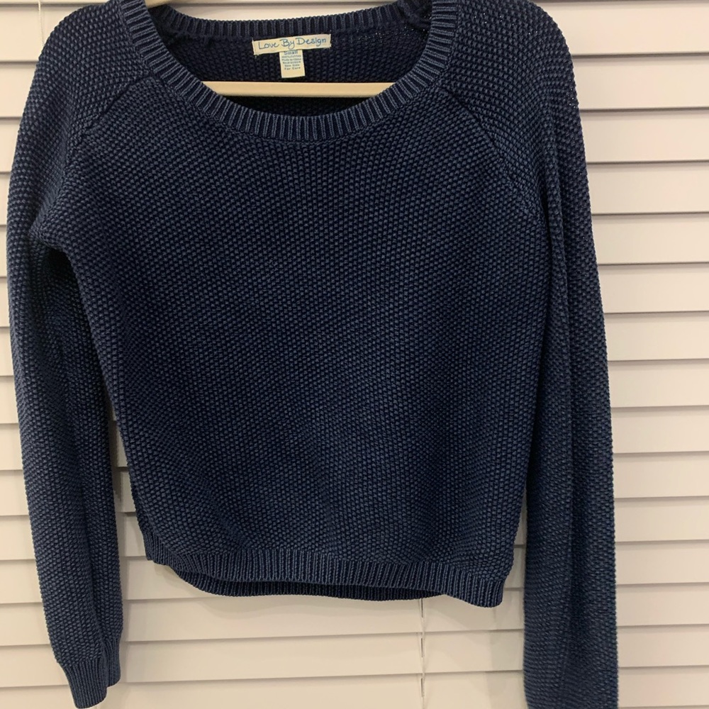 Blue crop sweater